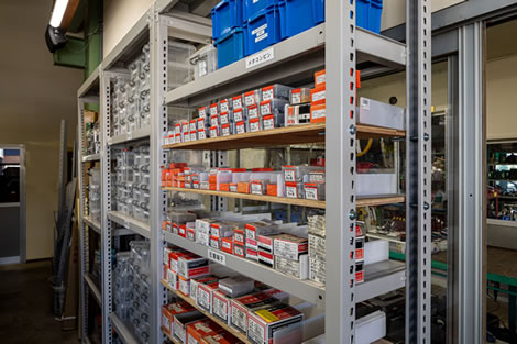 材料・備品管理場